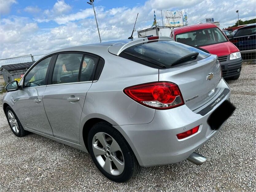 Cruze