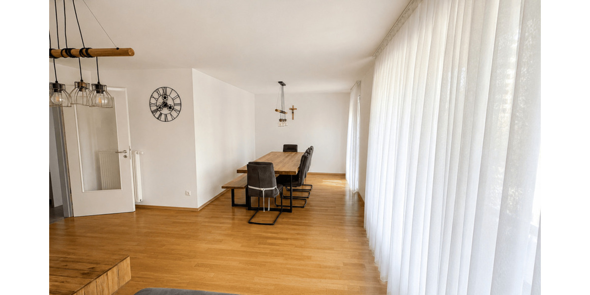 Etagenwohnung Dachau - 3 Zimmer, 92 m&sup2;, 1.580&euro; | Angebot:26796172