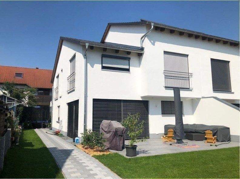 Neubau einer Doppelhaushälfte in bester Lage von München