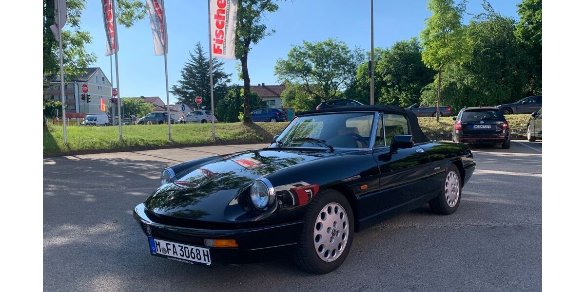 Alfa Romeo Spider 133.018 km 22.900 &euro; München 81673