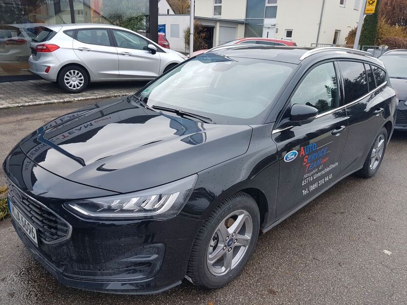 Ford Focus 25.000 km 21.900 € Unterschleißheim 85716
