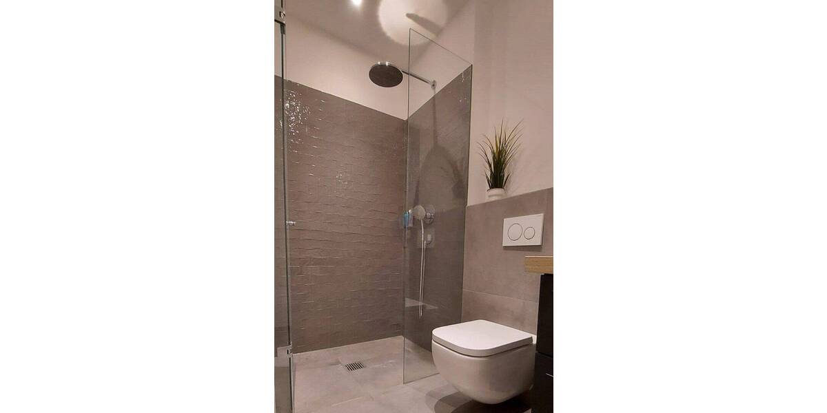 Etagenwohnung Unterföhring - 2 Zimmer, 28 m&sup2;, 895&euro; | Angebot:26886505