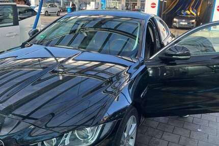 Jaguar XE 186.000 km 8.500 &euro; München 81241