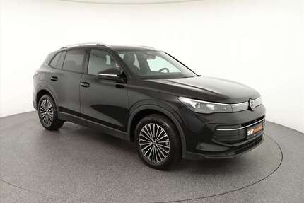 VW Tiguan 32.489 km 33.330 &euro; Garching 85748