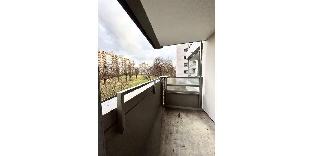 Attraktive 3-Zimmer Wohnung mit Gemeinschaftspool & Sauna in München-Neuaubing 3 zimmer