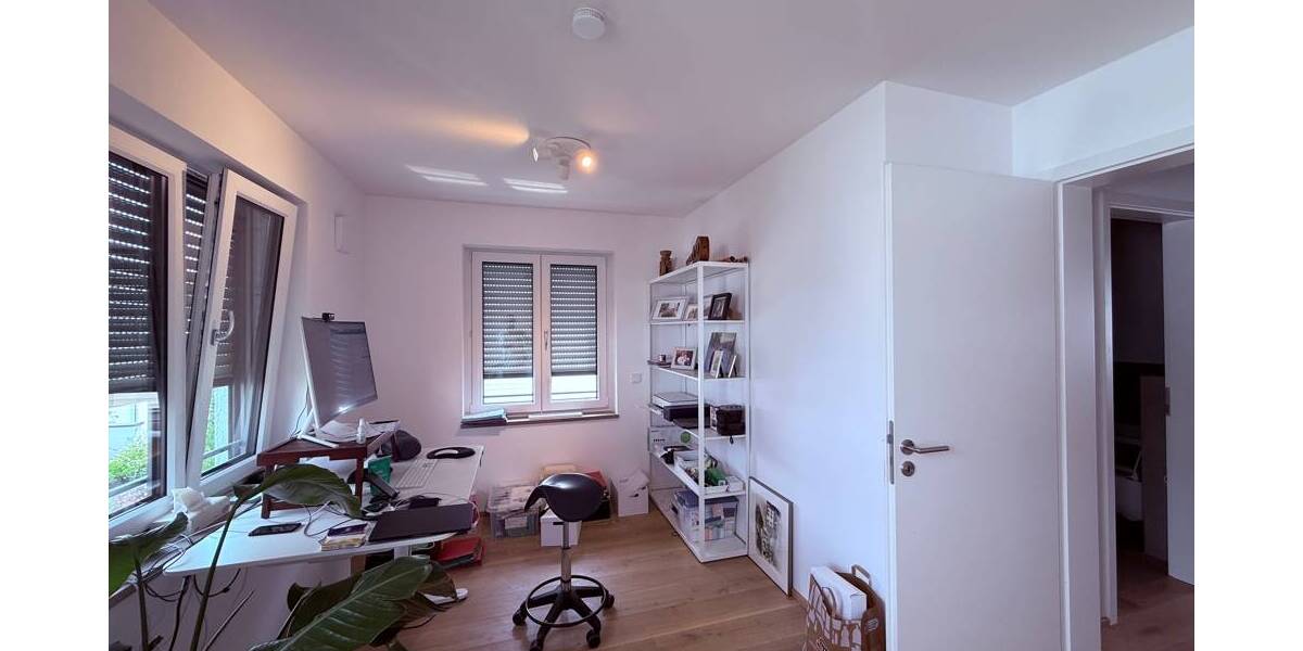 Doppelhaushälfte München Bogenhausen - 5 Zimmer, 144 m&sup2;, 3.970&euro; | Angebot:26230873