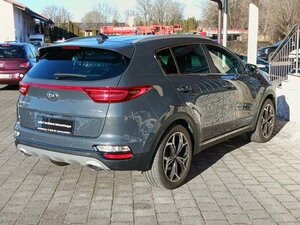 Kia SPORTAGE D2.0 48V AWD AT8 GTL TECH LEDER 70.523 km 24.960 &euro; Höhenkirchen-Siegertsbrun 85635