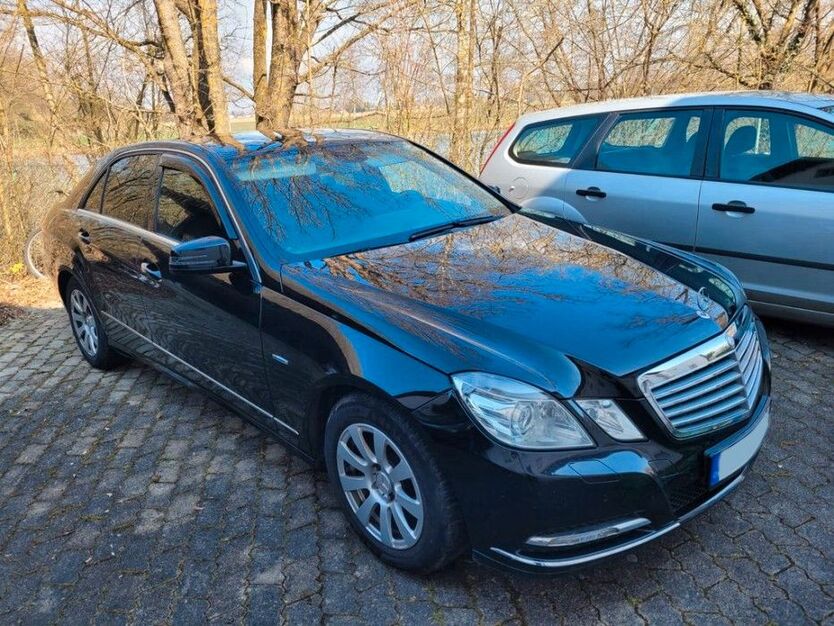 E 220