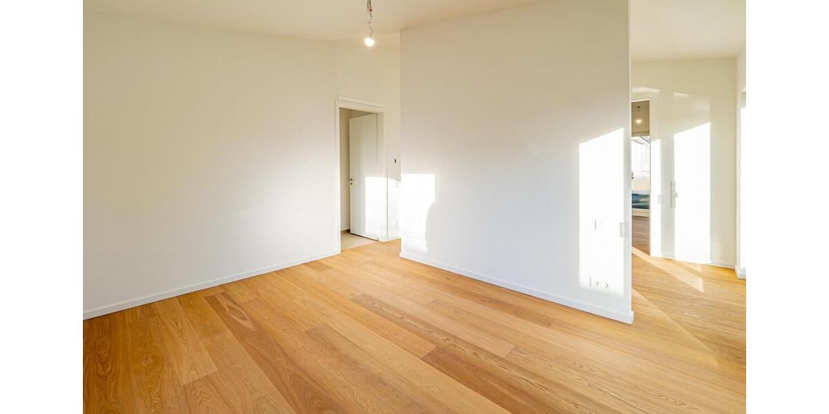 Einfamilienhaus München Trudering-Riem - 2.5 Zimmer, 125 m&sup2;, 3.580&euro; | Angebot:26660354