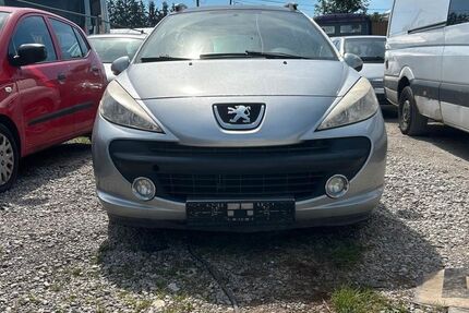 Peugeot 207 255.000 km 600 &euro; Munchen 81541