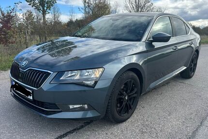 Skoda Superb 269.300 km 8.650 &euro; Aschheim 85609