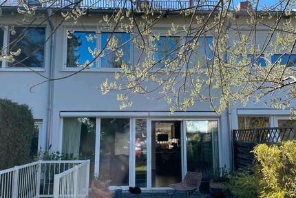 Haus München Pasing-Obermenzing - 4 Zimmer, 105 m&sup2;, 2.100&euro; | Angebot:26072126