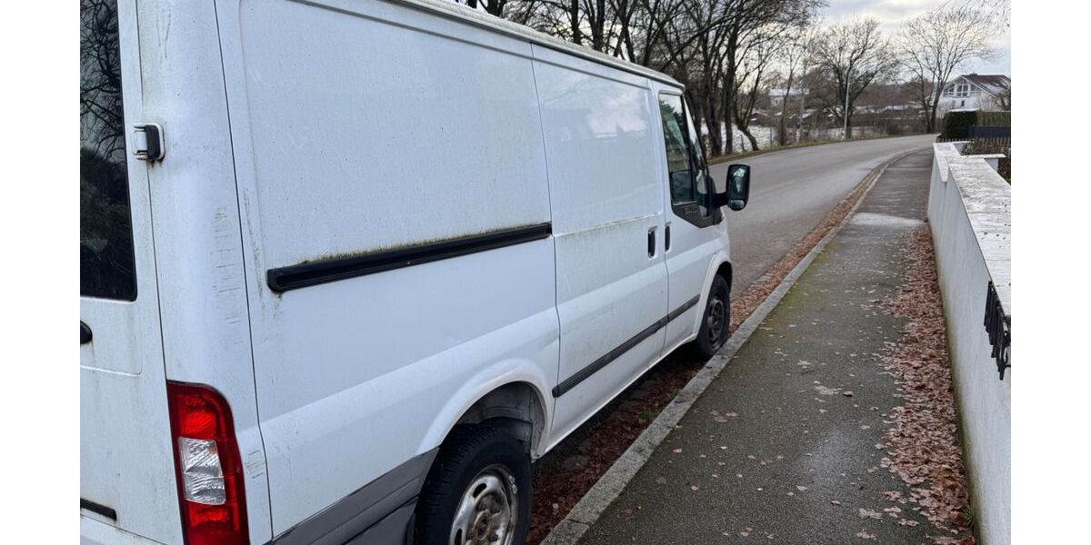 Ford Transit 145.000 km 7.500 &euro; München 81543