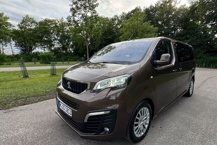 Peugeot Traveller 212.200 km 14.500 &euro; München 81927