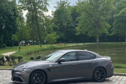 Alfa Romeo Giulia 84.000 km 51.200 &euro; München 81925