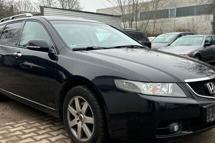 Honda Accord 303.203 km 1.350 &euro; München 81737