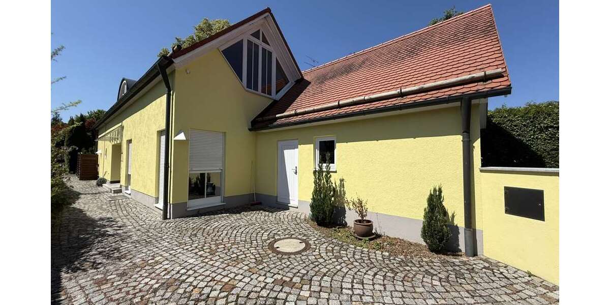 Haus zum Kaufen in Grünwald 1.390.000 € 165 m² 4 zimmer