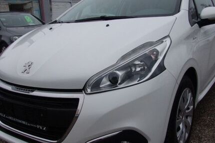 Peugeot 208 80.890 km 5.990 &euro; Dachau (bei München) 85221