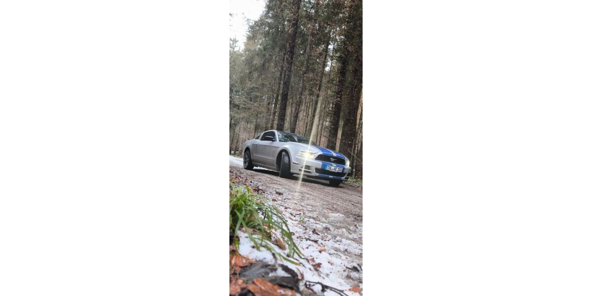 Ford Mustang 115.000 km 15.000 &euro; Egling 82544