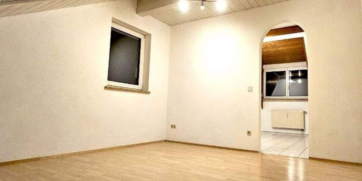 SOFORT freie und charmante 3 Zimmer 76 qm Wohnung mit Garage 3 zimmer