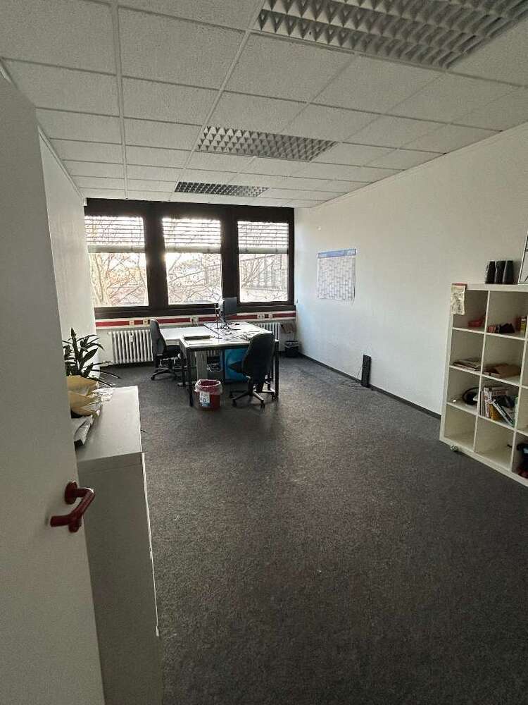 Büro in München 700 € 25 m²