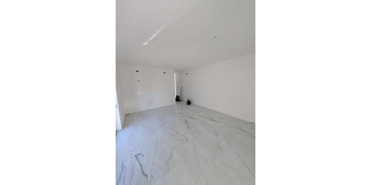 Etagenwohnung Hallbergmoos - 9 Zimmer, 236 m&sup2;, 175.000&euro; | Angebot:25823355