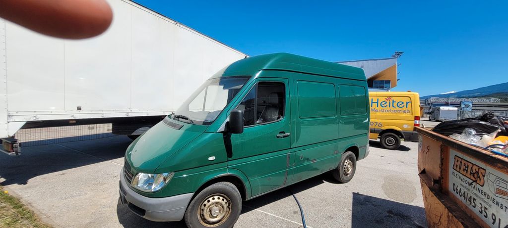 Mercedes-Benz Sprinter 142.000 km 3.000 &euro; München. 80939