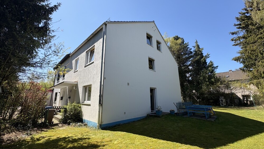 ***Charmante Doppelhaushälfte mit viel Potenzial auf großzügigem Grundstück*** - Doppelhaushälfte München Ramersdorf-Perlach | Angebot:26382503