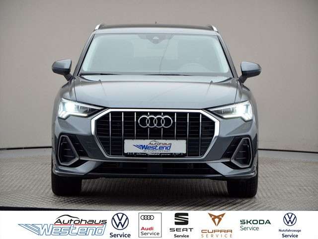 Audi Q3 82.374 km 29.960 &euro; München 80686