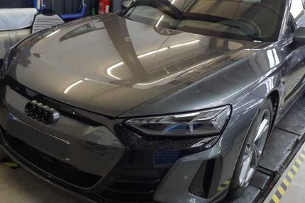 Audi e-tron GT 42.019 km 49.930 &euro; Wolfratshausen 82515