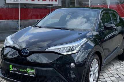Toyota C-HR 27.355 km 22.790 &euro; München 80807