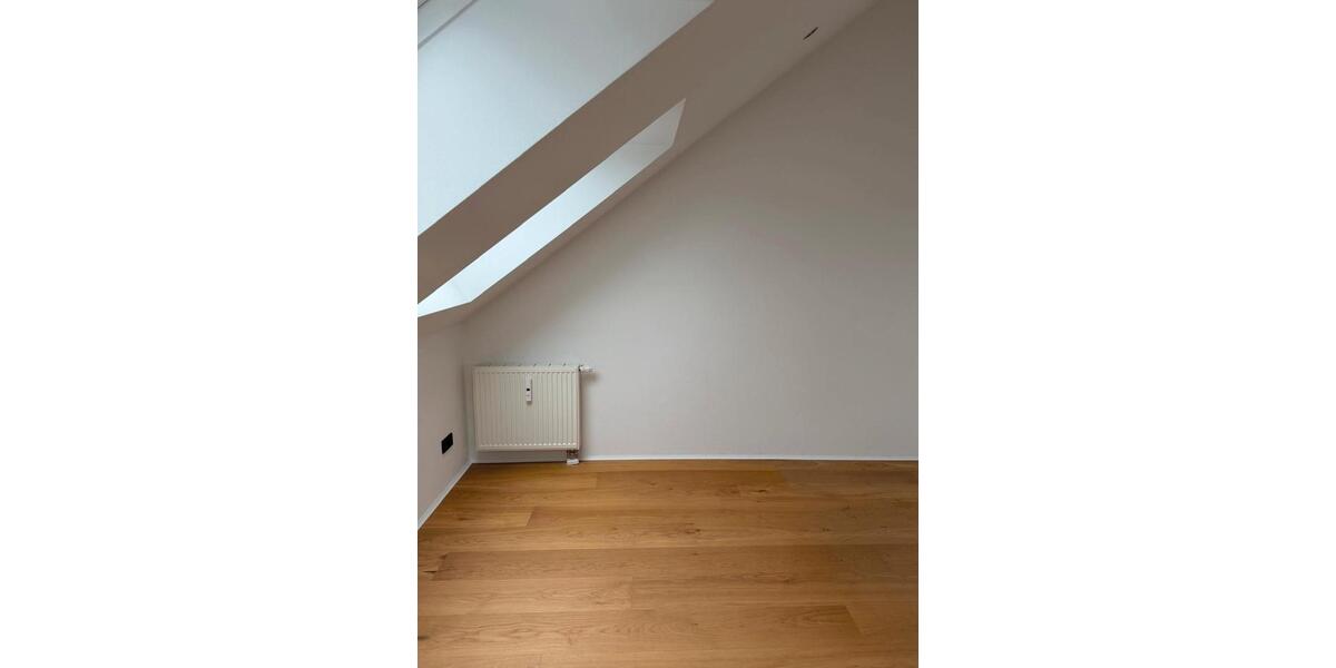 Dachgeschoßwohnung Germering - 2 Zimmer, 60 m&sup2;, 430.000&euro; | Angebot:26745667
