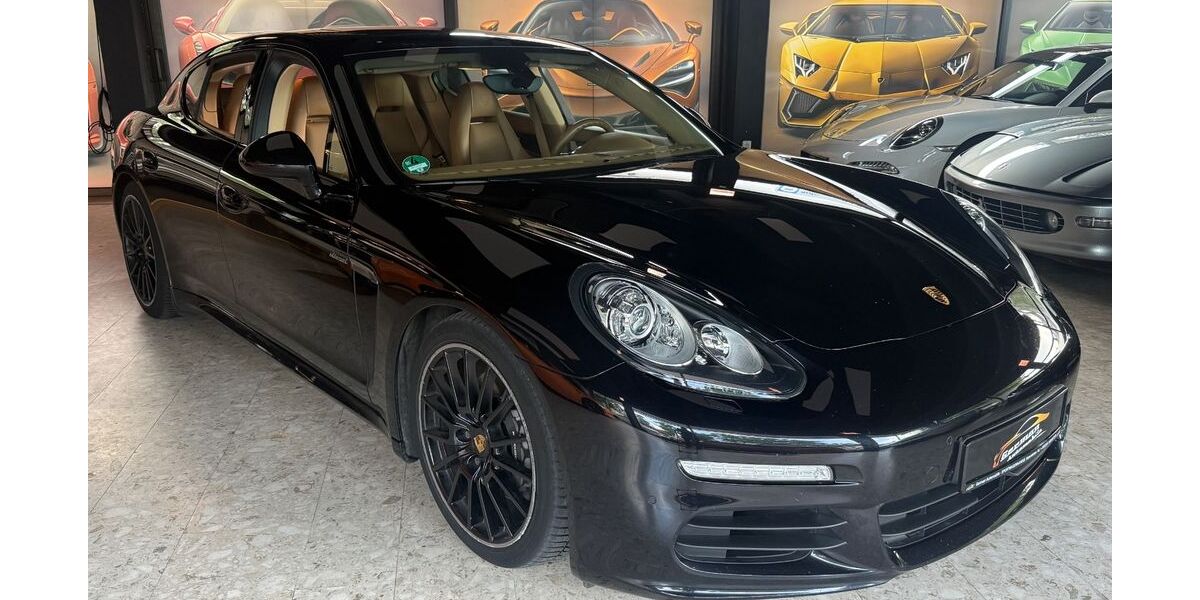 Porsche Panamera 134.000 km 36.900 &euro; Vaterstetten 85591