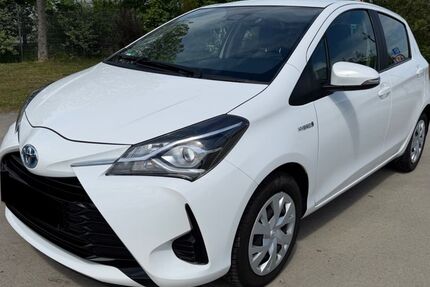 Toyota Yaris 140.384 km 11.499 &euro; Fürstenfedbruck 82256