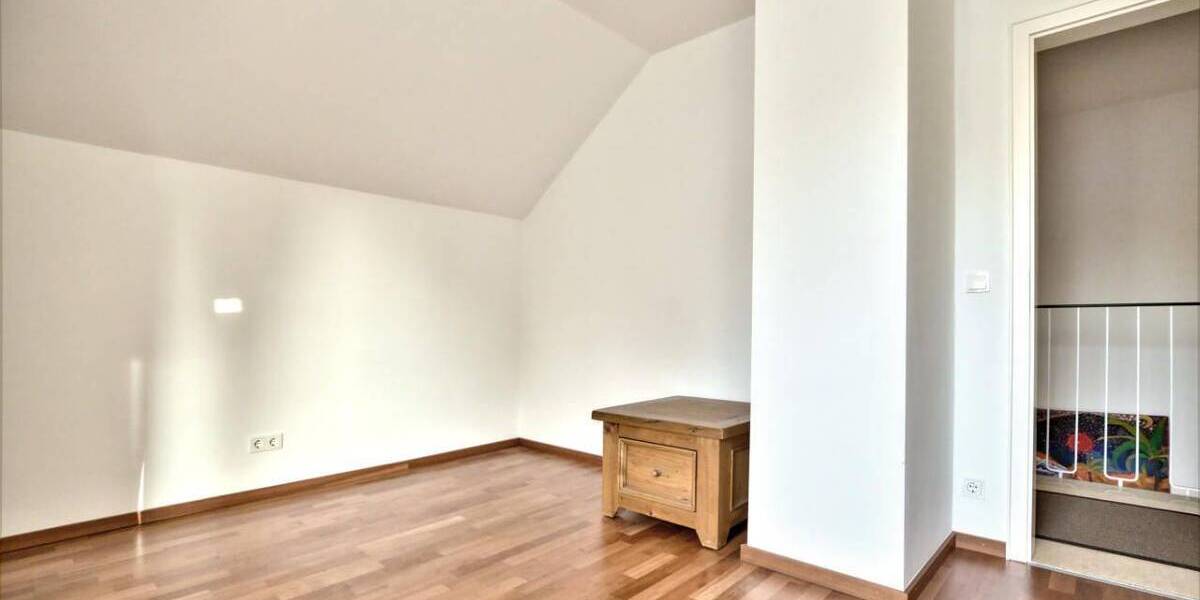 Doppelhaushälfte München Pasing-Obermenzing - 6 Zimmer, 172 m&sup2;, 1.480.000&euro; | Angebot:26220630