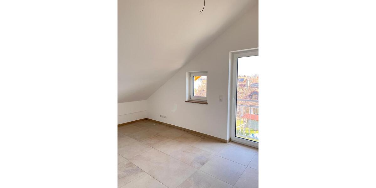 Doppelhaushälfte Egmating - 7 Zimmer, 174 m&sup2;, 2.750&euro; | Angebot:25384338