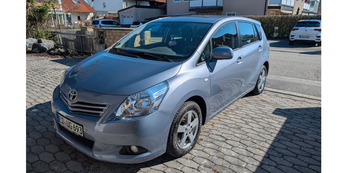 Toyota Verso 82.929 km 7.200 &euro; Finsing 85464