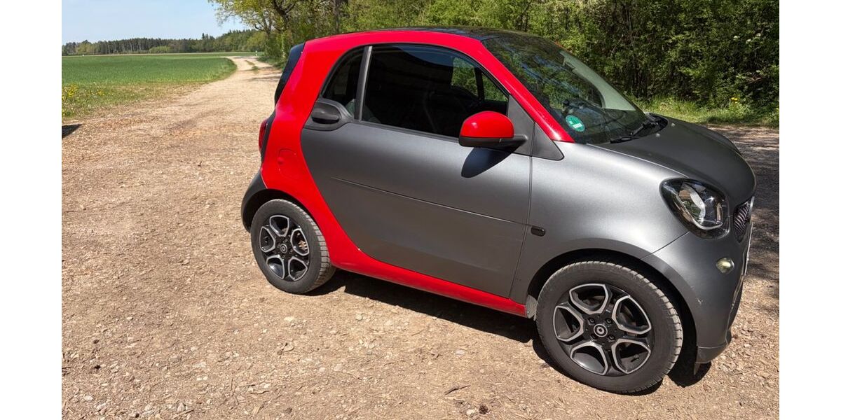 Smart ForTwo 90.000 km 13.499 &euro; Baldham 85598