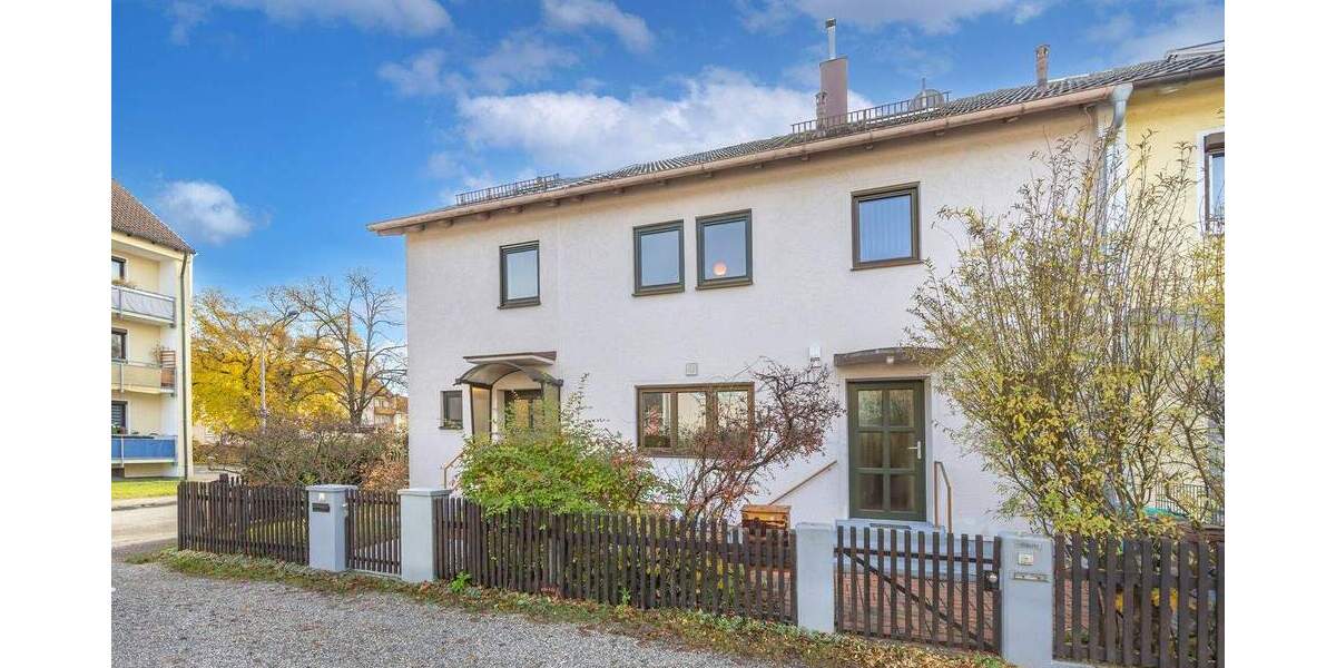 Reihenendhaus Fürstenfeldbruck - 8 Zimmer, 200 m&sup2;, 940.000&euro; | Angebot:25691105