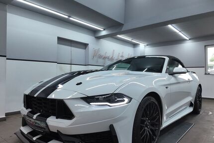 Ford Mustang 78.560 km 28.880 &euro; München 81243