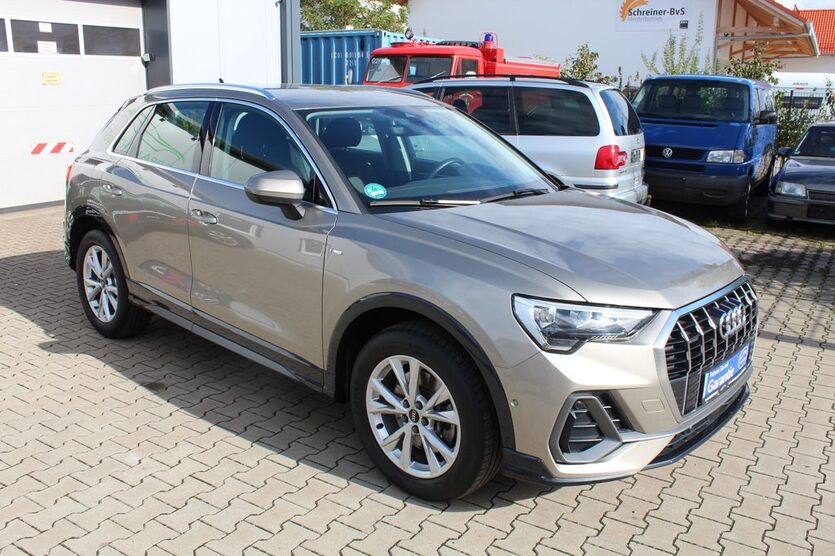 Audi Q3 38.100 km 29.990 € Harthofen 85669