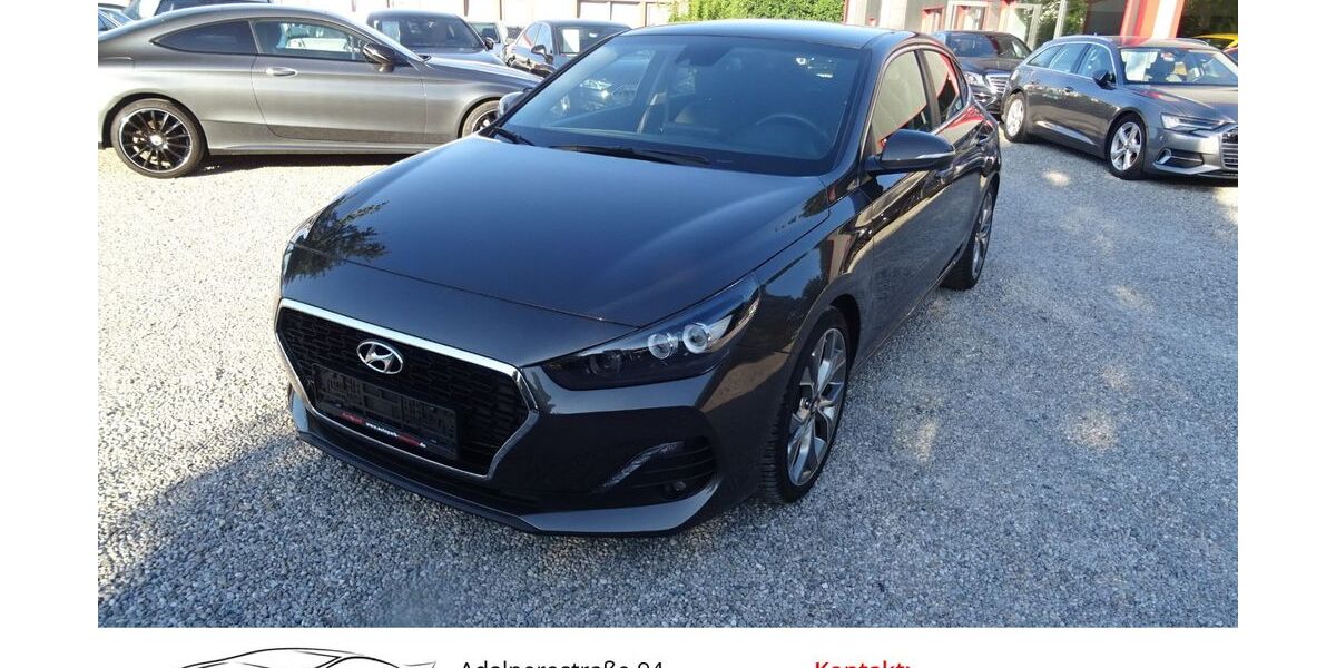 Hyundai i30 111.719 km 14.990 &euro; Ismaning 85737