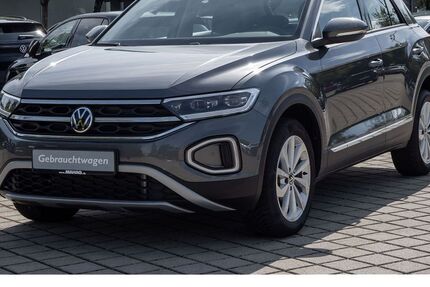 VW T-Roc 5.271 km 22.691 &euro; München 80935