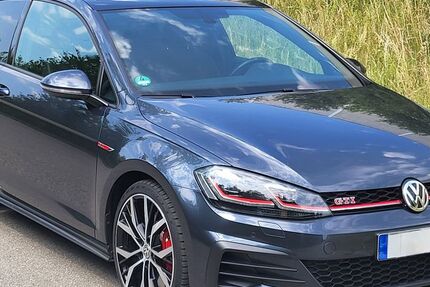 VW Golf 56.900 km 23.200 &euro; Ottobrunn 85521