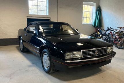 Cadillac Allante 161.000 km 9.990 &euro; München 81679