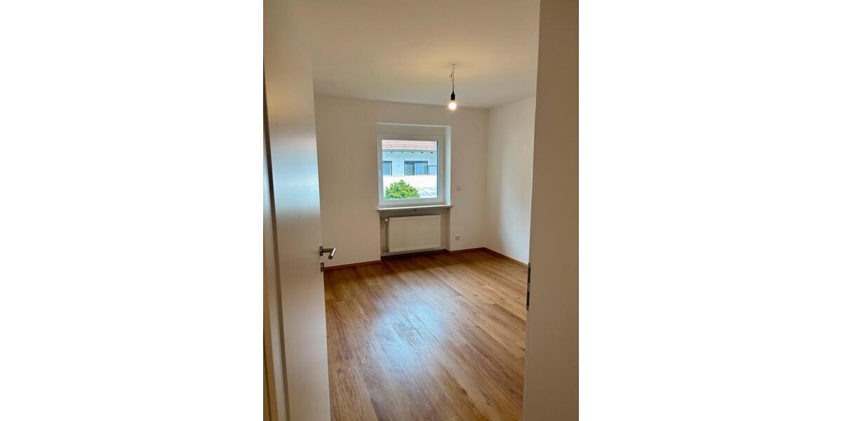 Reihenhaus München Messestadt Riem - 7 Zimmer, 160 m&sup2;, 3.209&euro; | Angebot:25778496