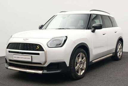 Mini Countryman SE All4 23.213 km 41.775 &euro; München 80788