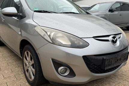 Mazda 2 89.000 km 2.900 € München 81929