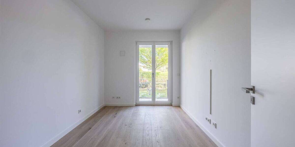 Etagenwohnung München Bogenhausen - 3 Zimmer, 90 m&sup2;, 940.000&euro; | Angebot:26454046