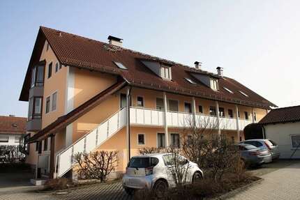 Wohnung Hallbergmoos - 4 Zimmer, 95 m&sup2;, 950&euro; | Angebot:25792127